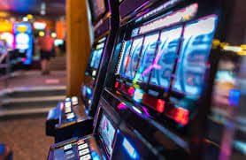 ym09 Live Casino Real Dealer